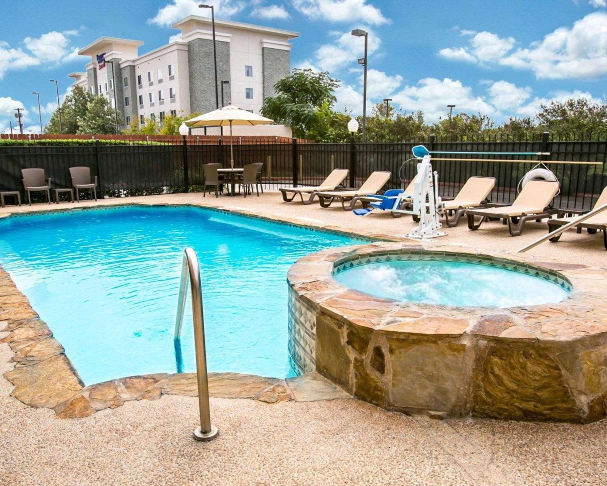 Sleep Inn & Suites New Braunfels Exterior photo